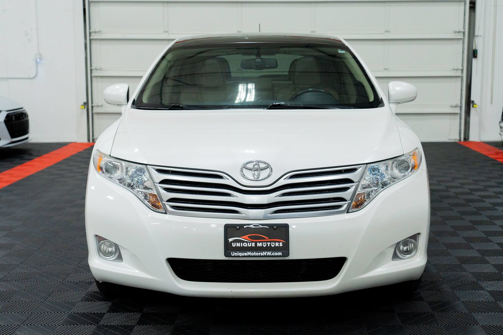 Used 2011 Toyota Venza AWD w/ Premium Pkg #2 image 2