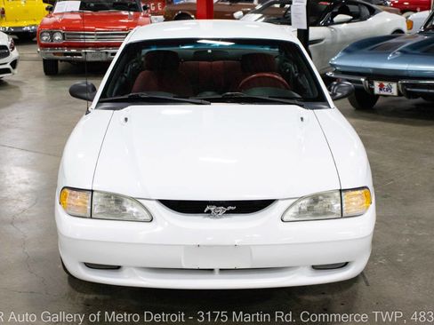 Used 1994 Ford Mustang GT image 11