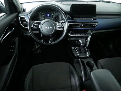 Used 2023 Kia Seltos S w/ Navigation Package FWD image 23