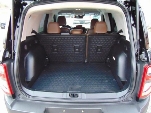 Used 2023 Ford Bronco Sport Outer Banks image 10