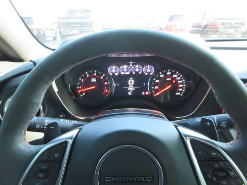 Certified 2022 Chevrolet Camaro ZL1 RWD image 31