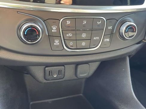 Used 2021 Chevrolet Traverse LS w/ LPO, Floor Liner Package image 18