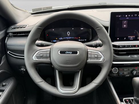 New 2026 Jeep Compass Limited AWD/4WD image 17