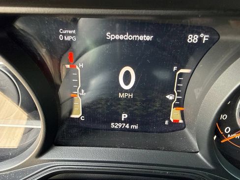 Used 2024 Jeep Wrangler Sport AWD/4WD image 7