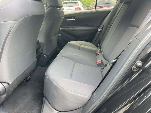 Used 2021 Toyota Corolla LE FWD image 9