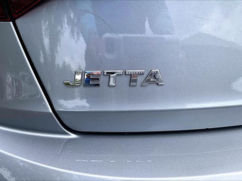 Used 2020 Volkswagen Jetta S w/ Driver Assistance Package FWD image 10