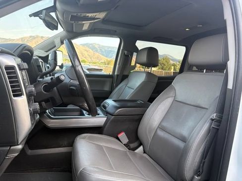 Used 2017 Chevrolet Silverado 1500 LTZ Z71 w/ LTZ Plus Package AWD/4WD image 7
