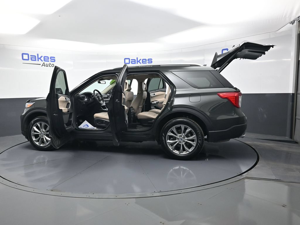 Used 2023 Ford Explorer Limited AWD/4WD image 48