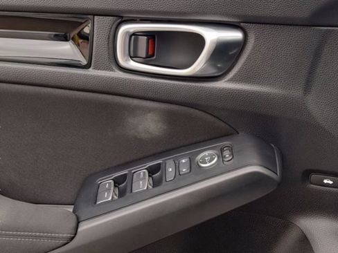 Used 2025 Honda Civic Sport image 24
