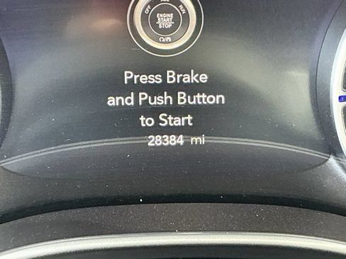 Used 2025 Chrysler Pacifica Select FWD image 27