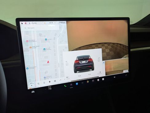 Used 2024 Tesla Model X image 42