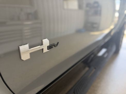 Used 2025 GMC Hummer EV 2X AWD/4WD image 6