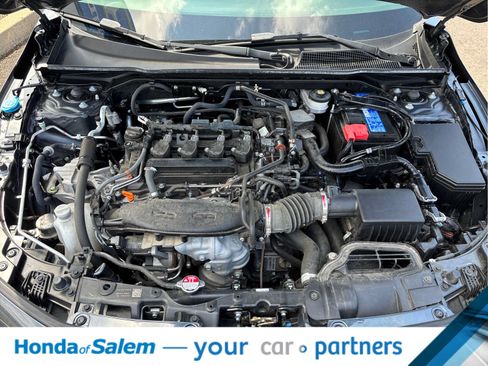 Used 2024 Honda Civic Sport Touring image 9