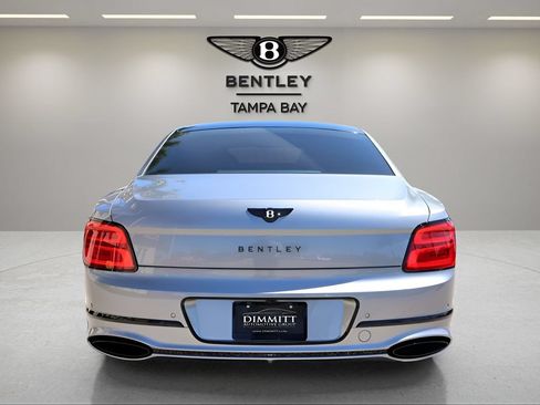 New 2026 Bentley Flying Spur Plug-In Hybrid AWD/4WD image 8