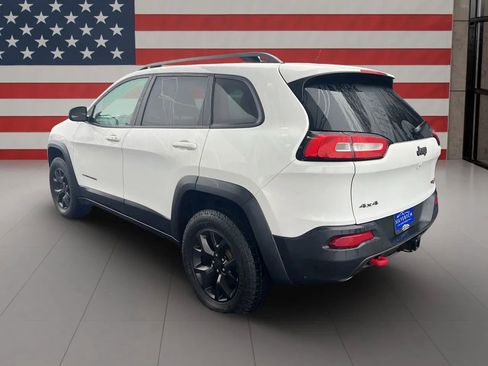 Used 2015 Jeep Cherokee Trailhawk w/ Comfort/Convenience Group image 13