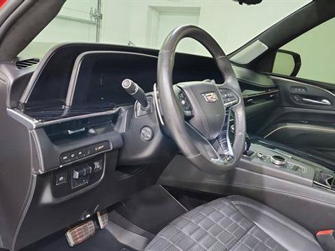 Used 2023 Cadillac Escalade V AWD/4WD image 14