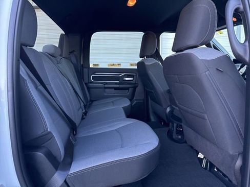 Used 2024 RAM 2500 Big Horn image 17