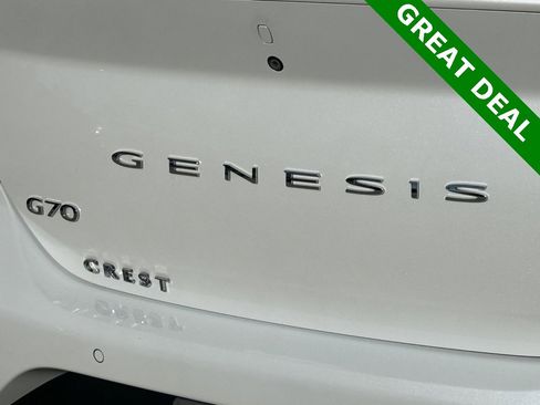 Used 2022 Genesis G70 2.0T w/ Prestige Package image 8