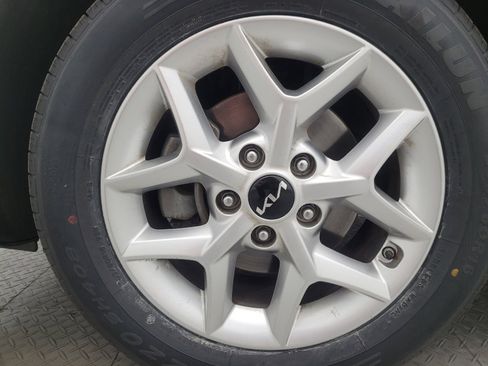 Used 2022 Kia Soul LX w/ Technology Package image 31