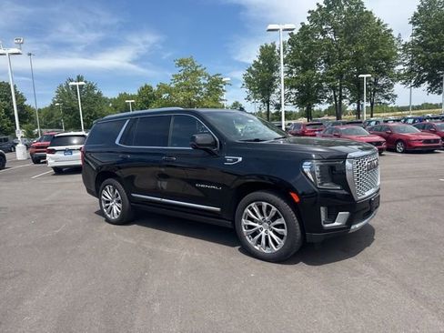 Used 2022 GMC Yukon Denali AWD/4WD image 6