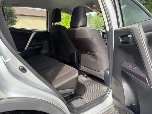 Used 2018 Toyota RAV4 LE w/ All Weather Liner Package AWD/4WD image 12