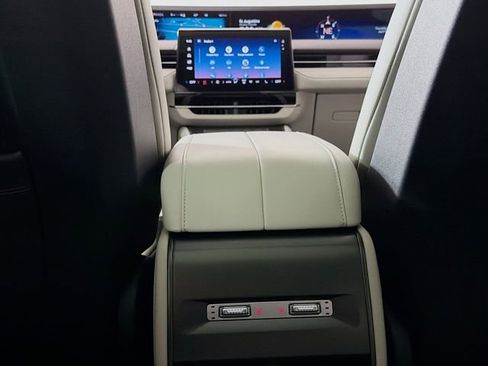 New 2026 Lincoln Nautilus Reserve w/ Jet Appearance Package image 28