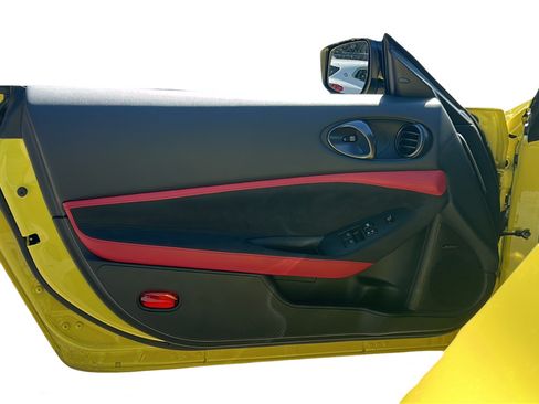 Used 2024 Nissan Z Performance w/ Floor Mat Package RWD image 18
