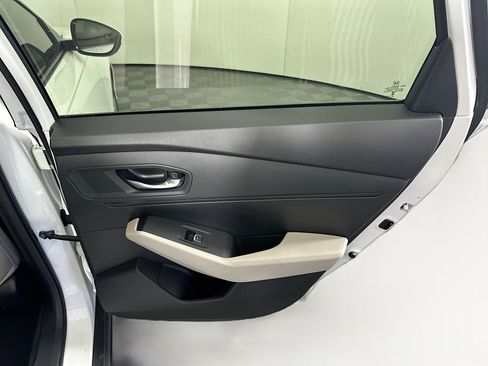 Used 2024 Honda Accord EX image 29