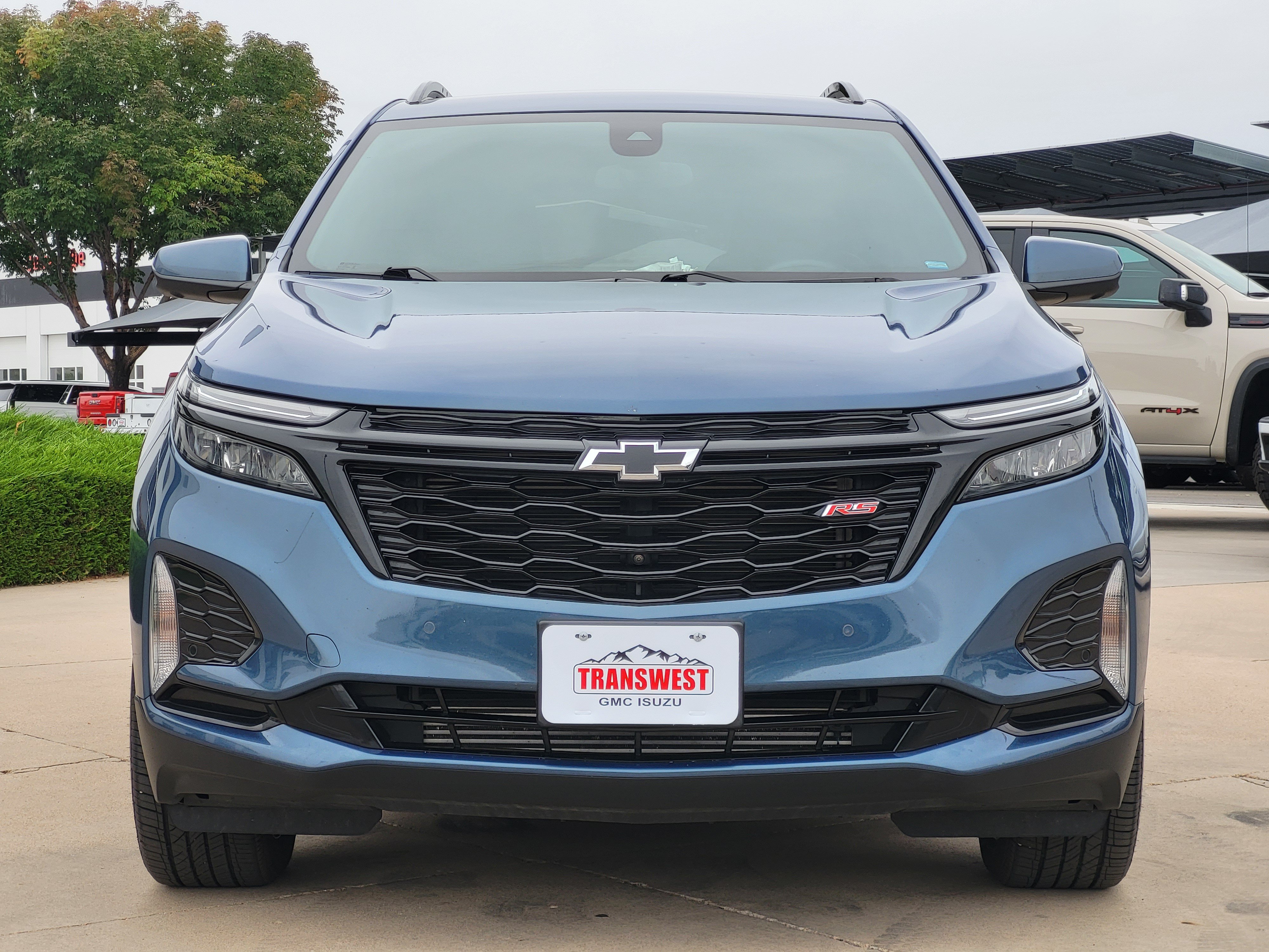 Used 2024 Chevrolet Equinox RS AWD/4WD image 2
