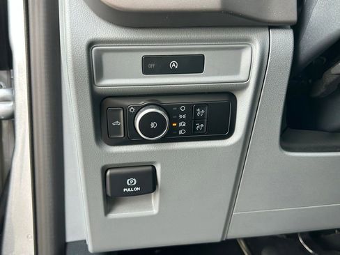 Used 2025 Ford F150 XLT w/ Equipment Group 301A Standard RWD image 19