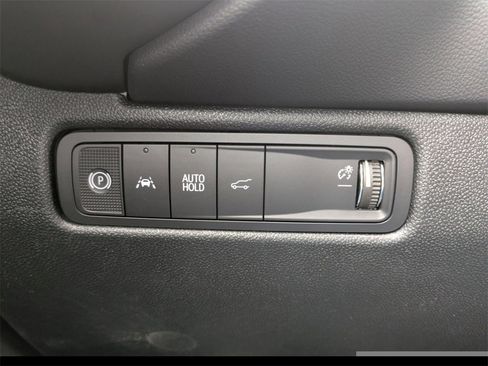 New 2025 Chevrolet Equinox EV RS image 27