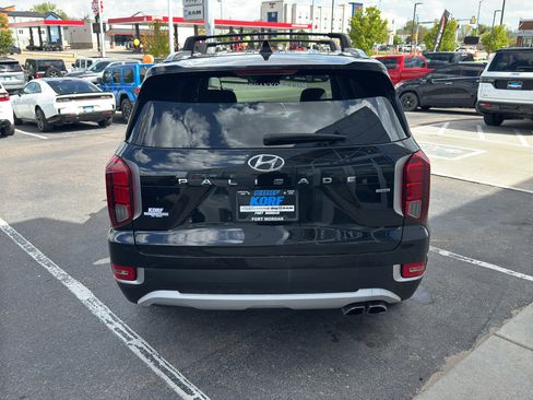 Used 2021 Hyundai Palisade SEL w/ Premium Package AWD/4WD image 4