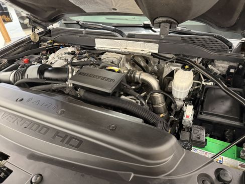 Used 2018 Chevrolet Silverado 2500 LTZ w/ Duramax Plus Package image 33