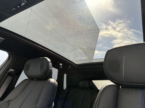 New 2026 Cadillac Lyriq V image 15