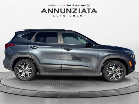 Used 2021 Kia Seltos EX image 6