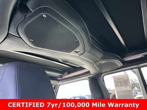 Certified 2024 Jeep Wrangler Unlimited Rubicon w/ Technology Group image 21