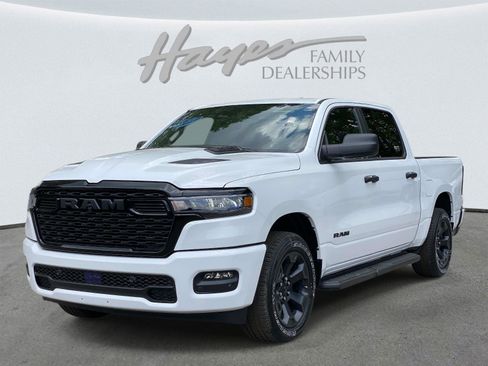 New 2026 RAM 1500 Express AWD/4WD image 6