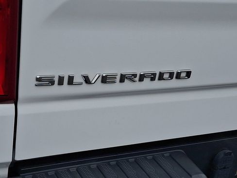 Used 2021 Chevrolet Silverado 1500 LTZ image 32