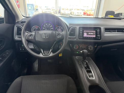 Used 2016 Honda HR-V LX image 21