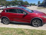 Used 2017 INFINITI QX30 Premium w/ Navigation Package image 4