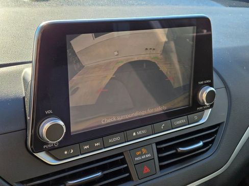 Used 2020 Nissan Altima 2.5 S FWD image 25