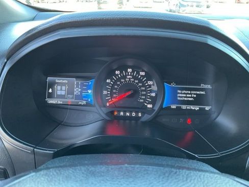 Used 2023 Ford Edge ST image 10