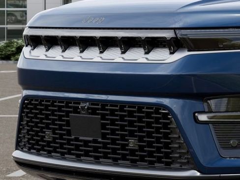 New 2026 Jeep Grand Wagoneer 4WD image 11