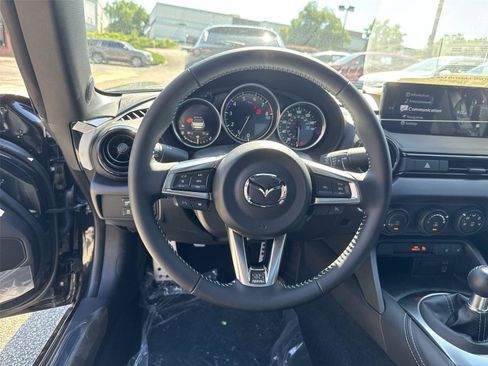 New 2026 MAZDA MX-5 Miata Club w/ Interior Package RWD image 13