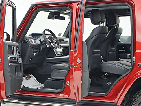 Used 2023 Mercedes-Benz G 63 AMG 4MATIC image 6