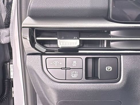 New 2026 Kia Sportage S image 32