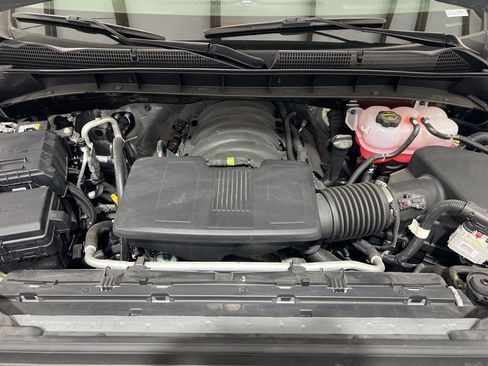 Used 2025 GMC Sierra 1500 SLT w/ SLT Premium Plus Package image 28