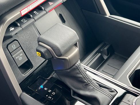 New 2026 Toyota Tundra Limited image 17