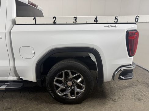 Used 2023 GMC Sierra 1500 SLE AWD/4WD image 5