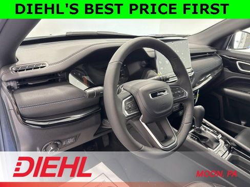 New 2026 Jeep Compass Limited image 21